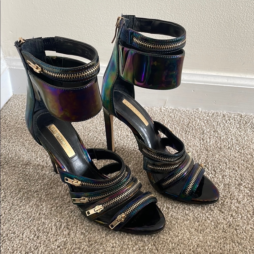 Black and Gold Zippered Women's Heels
